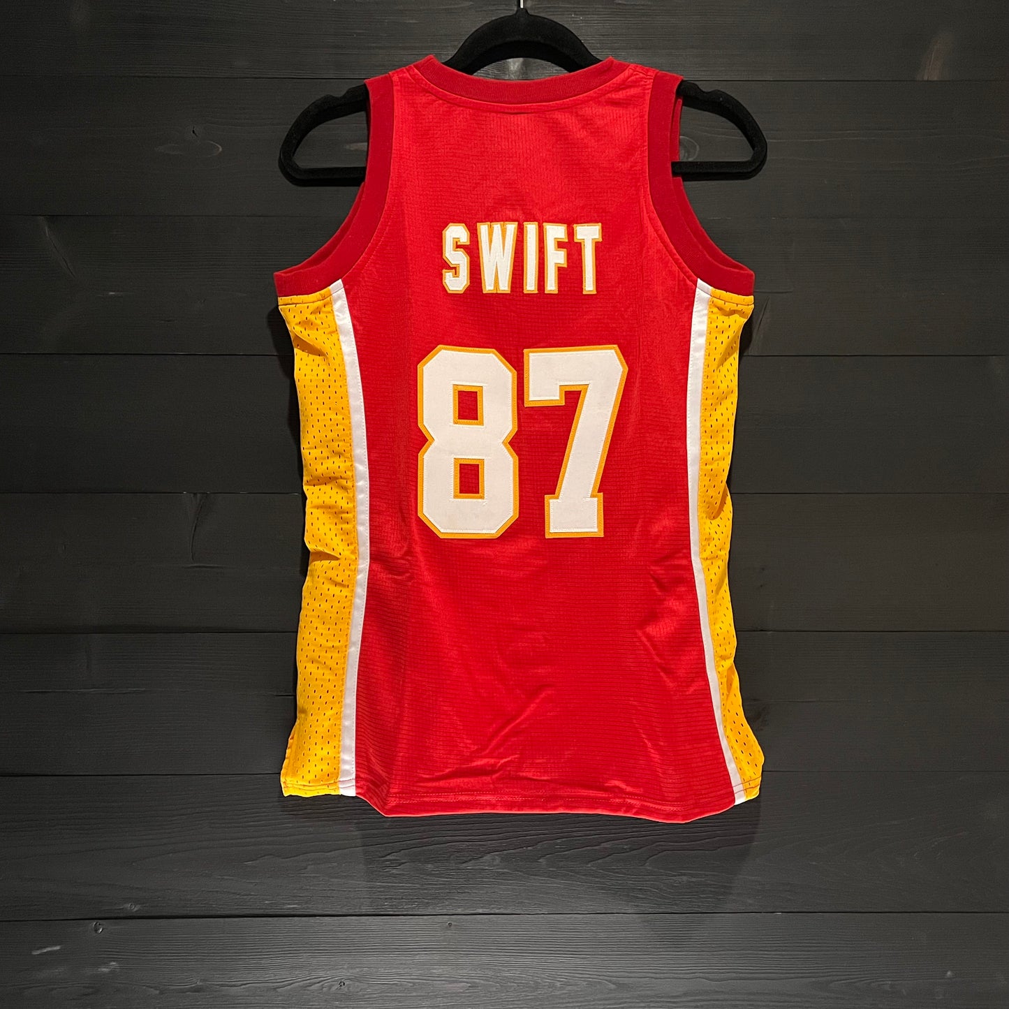N-031a SWIFT #87 KC Red - AVAIL STOCK