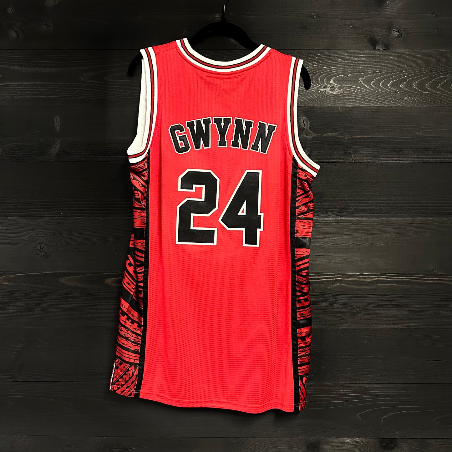 C-007a Men GWYNN #24 - Available Stock