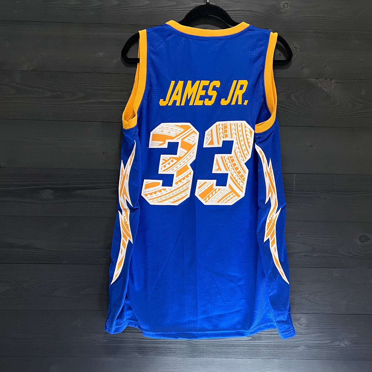 B-007a Men JAMES JR. #33 - Available Stock