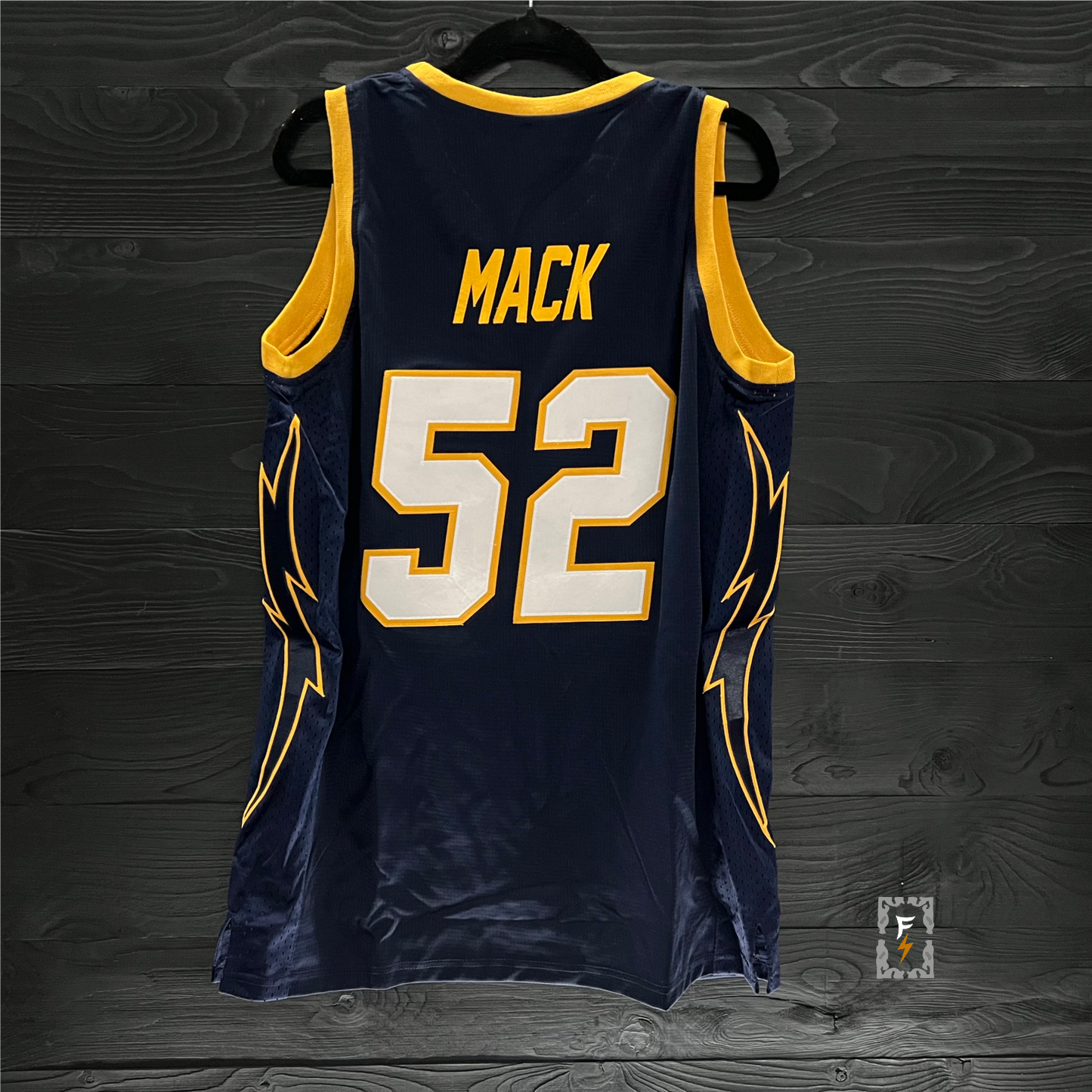 B-006m MACK #52 BOLTS Navy - MADE TO ORDER