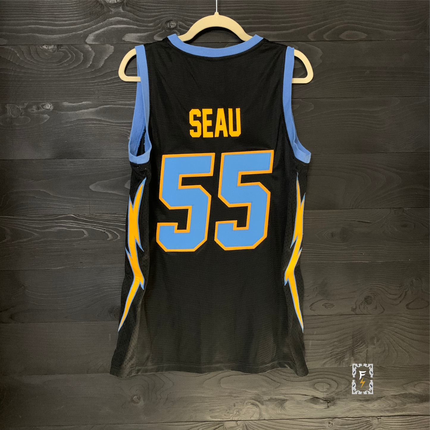 B-005m SEAU #55 BOLTS Black - MADE TO ORDER