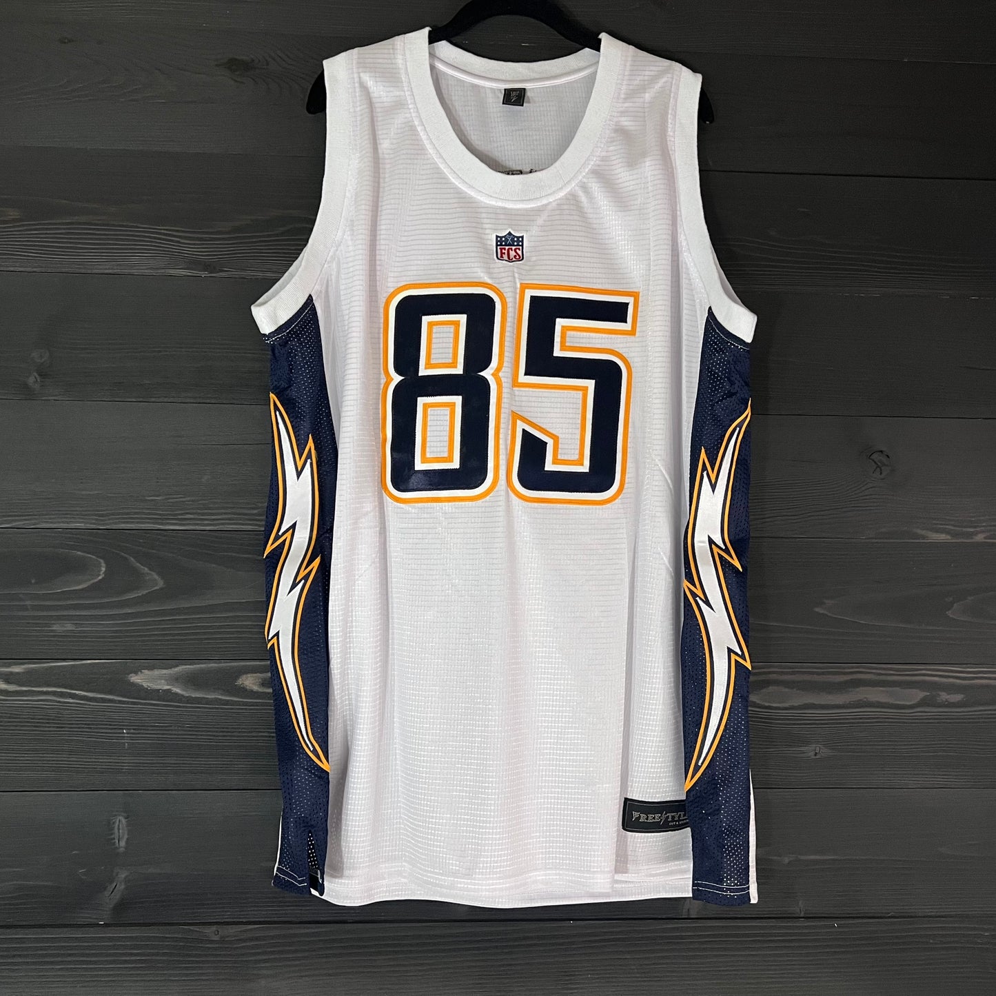 B-032m #85 White Navy Yellow Gold - MADE TO ORDER