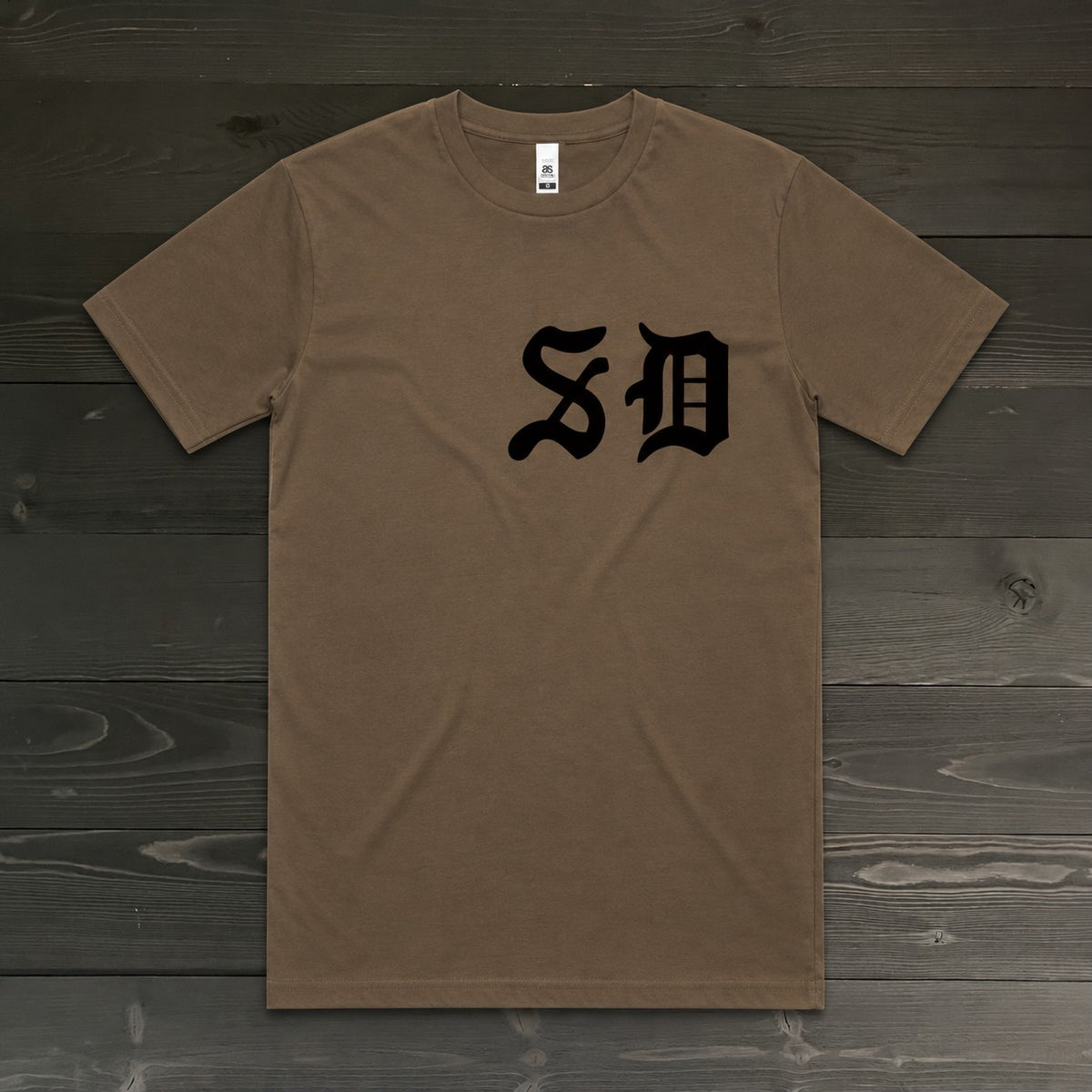 Men Black Old English SD on Brown Tee | TM-031