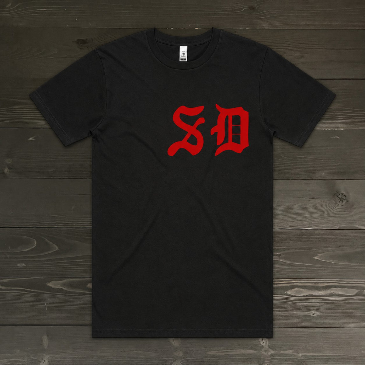 Men Red Old English SD on Black Tee | TM-034