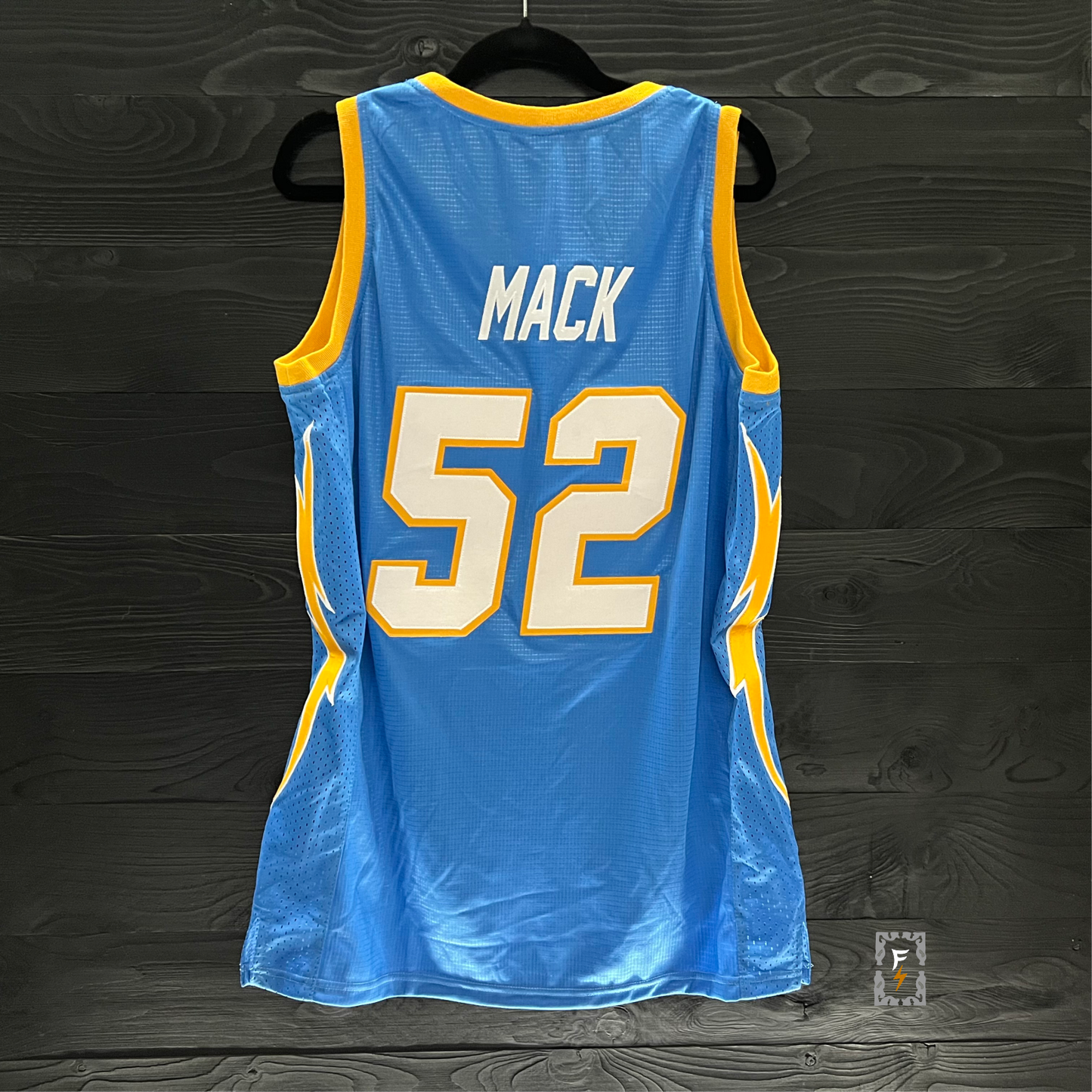 B-002m MACK #52 BOLTS Powder - MADE TO ORDER